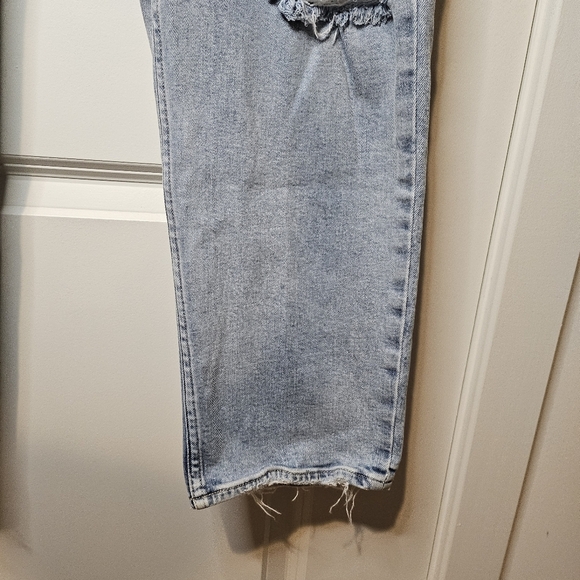 GAP Denim Light Wash Distressed Cotton Spandex Blue Jeans Size 20/35 Tall - Picture 8 of 10